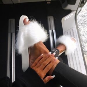 super cute nike fur slides